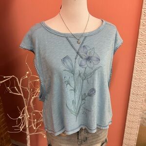 American Eagle Outfitters Stargazer Lily Muscle Tee